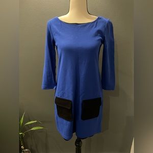 B44 Dressed Size XS Dress with Front Pockets Blue & Black